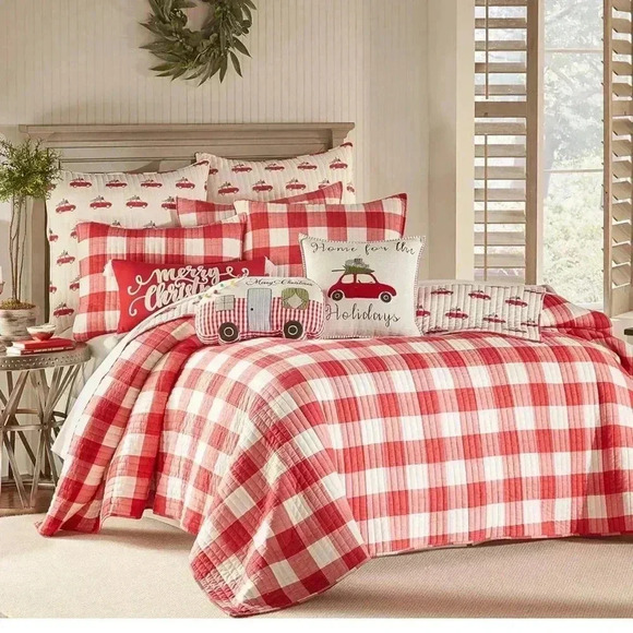 F\Q Levtex Home ROAD TRIP 3 piece Quilt set NIB 88”X 92” quilt and 2 shams - Picture 1 of 8